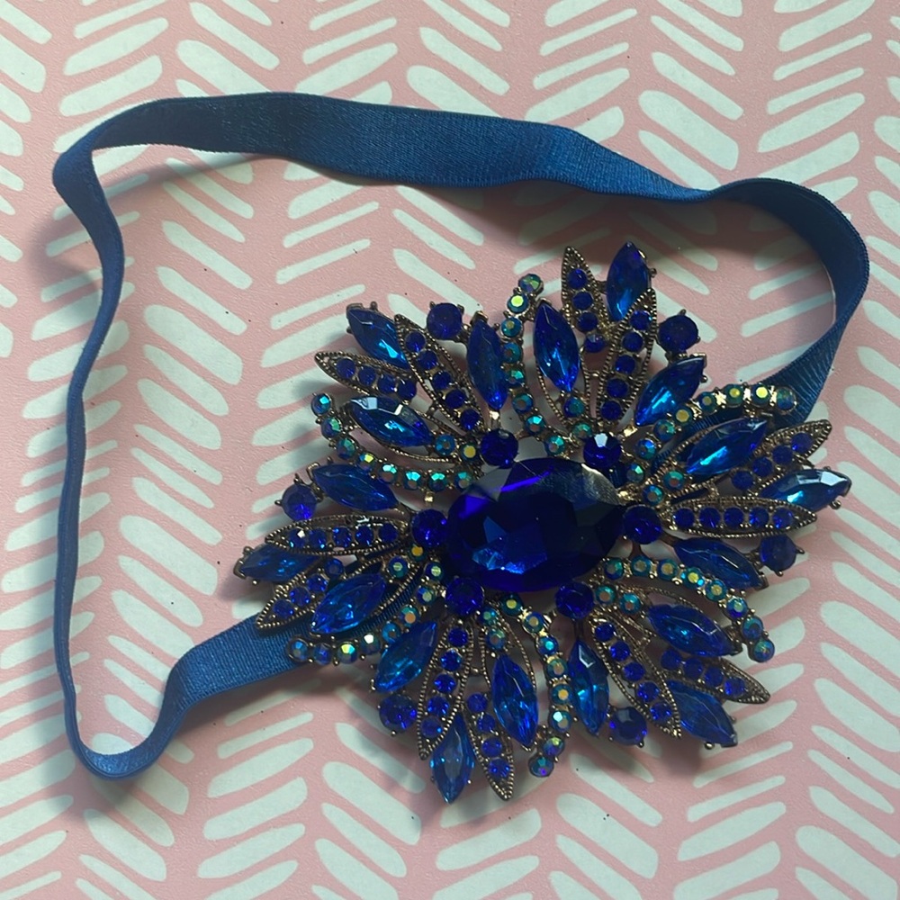 Sapphire blue Tieks flower topper